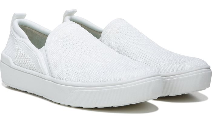 Dr Scholl\'s Delight Knit Lightweight Slip On Sneaker Delight Knit Lightweight Slip On Sneaker White | Z605BmNH